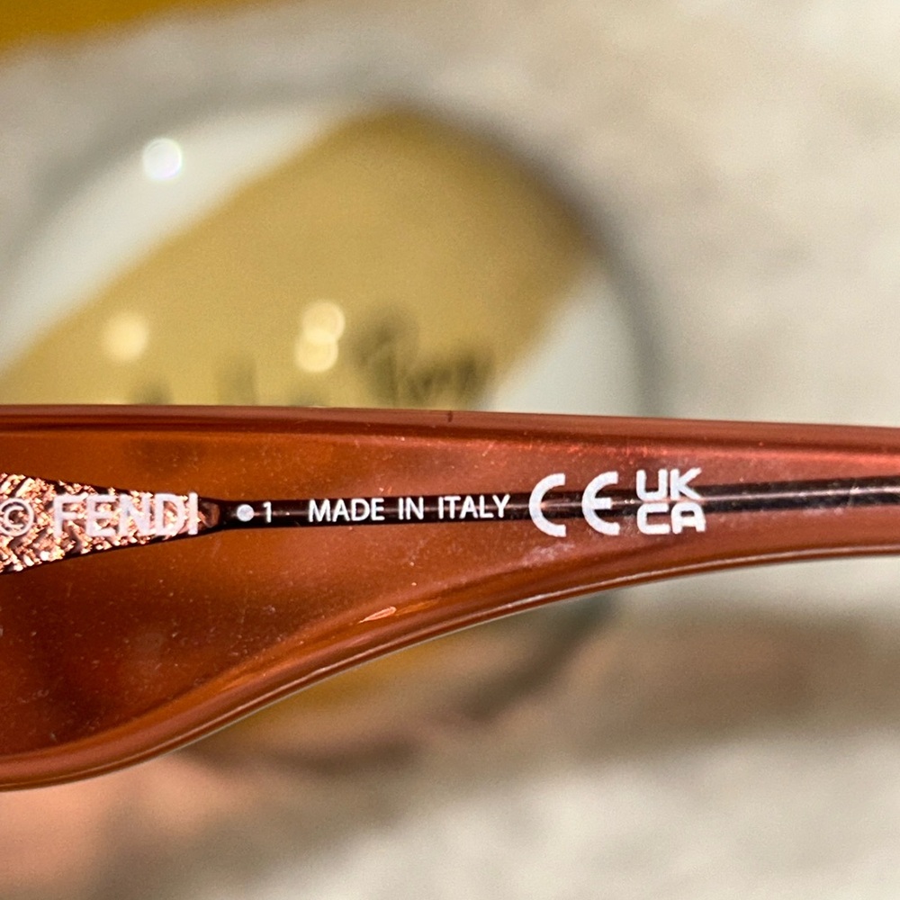 Fendi Pink Square-Frame Sunglasses- LIKE NEW - Picture 4 of 8